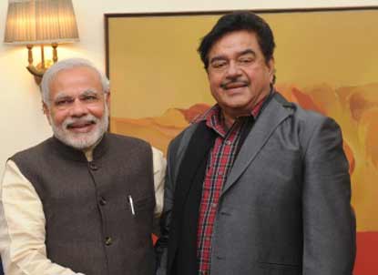 Shatrughan_Sinha_with_PM_Modi