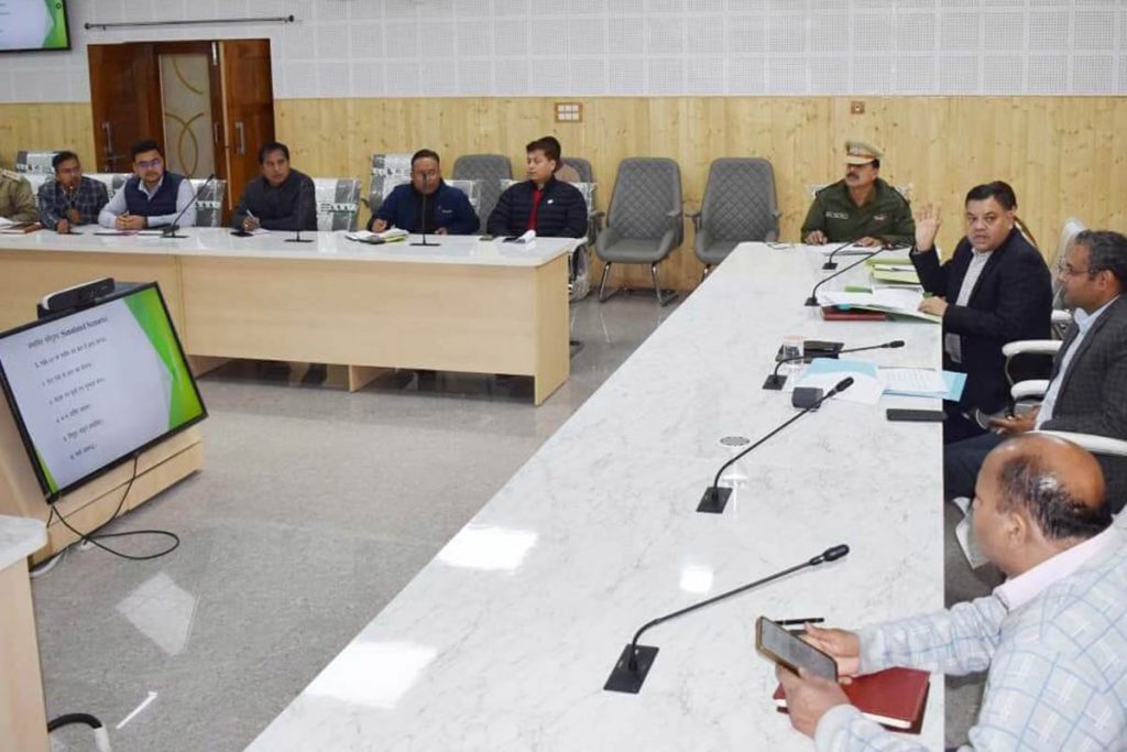 chamoli-district-admin-meeting